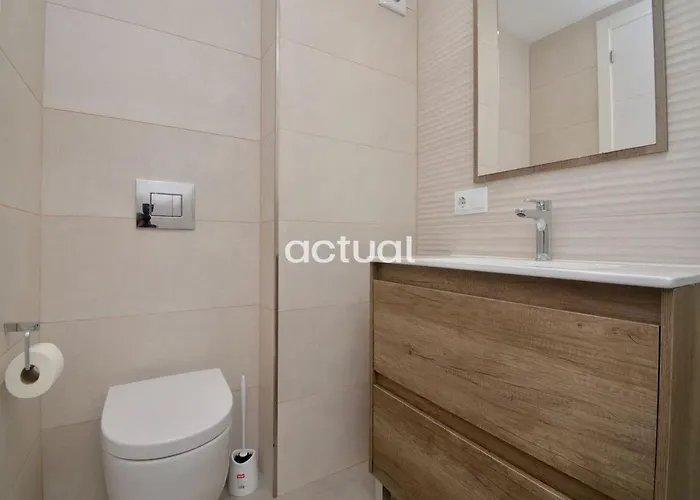 Palace B-2 Apartment